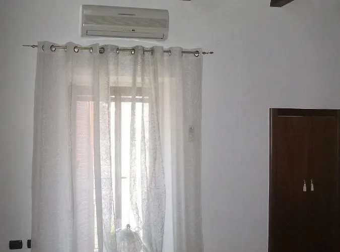 Dimora Di Mara Oda ve Kahvaltı 3*