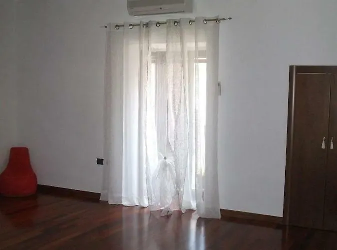 Oda ve Kahvaltı Dimora Di Mara 3*