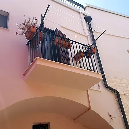 Bed & Breakfast Dimora Di Mara 3*