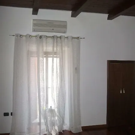 Dimora Di Mara לינה וארוחת בוקר 3*