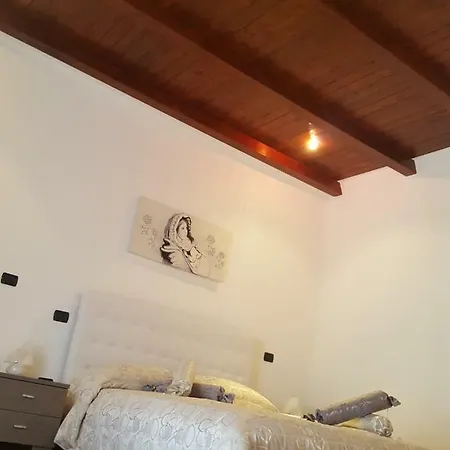 Dimora Di Mara לינה וארוחת בוקר סנטרמו אין קולה
